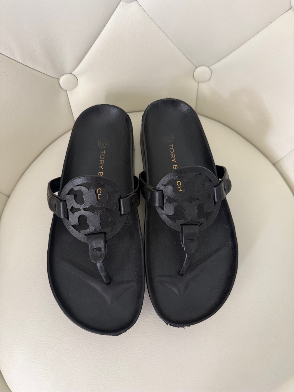 Tory Burch Miller Cloud Sandals Black Leather Logo Thong Sandals - Picture 2 of 14